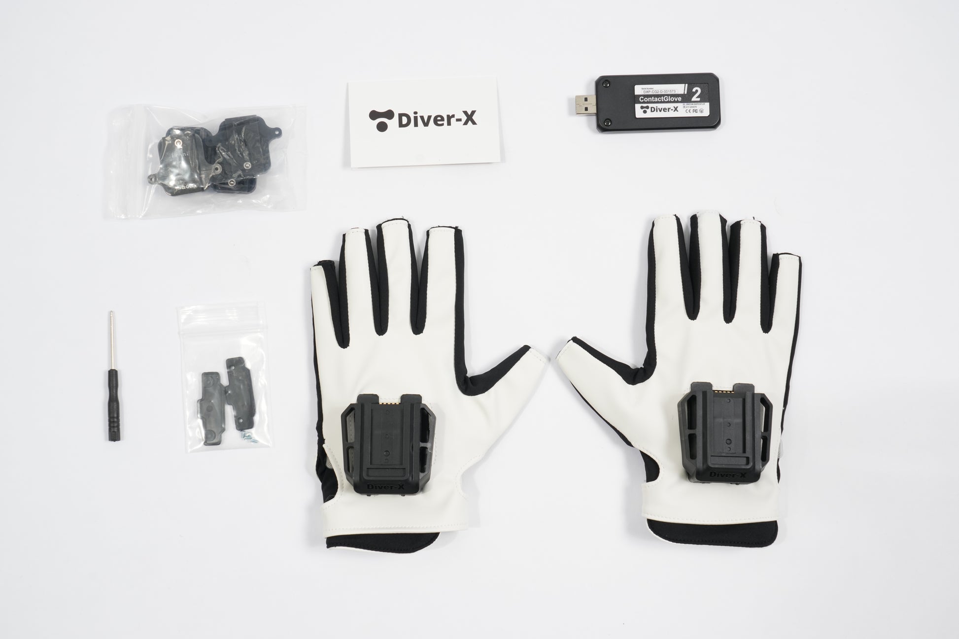 Diver-X ContactGlove2  製品パッケージと付属アクセサリー